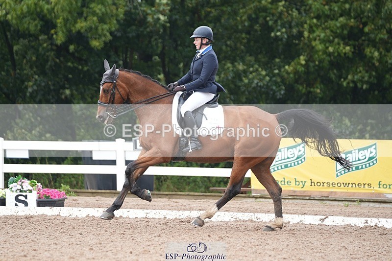 250907-151742-09466 - 119-Kirstie.WrightMill.House.Kann.Eye