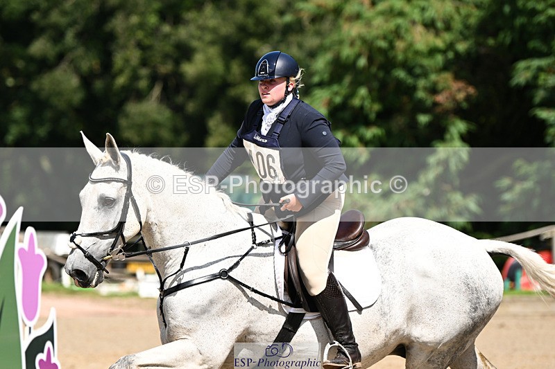 240824X-133612-29024 - 80cm Round 2 13.30 to 14.30