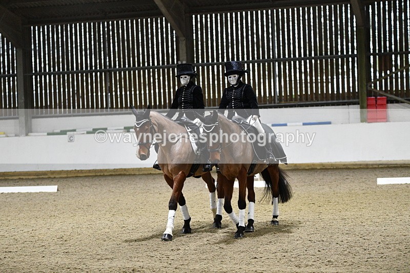 WJ5_9724 - Time 13:04 to 13:41 Fancy Dress DTM