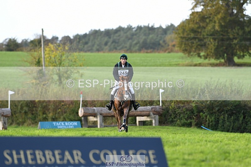 251024A-153543-14818 - C-245-Freddie.Carden