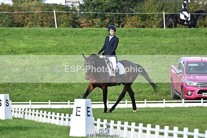 251024A-104325-08424 - G-559-Eleanor.Dunachie