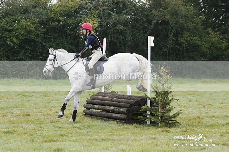 WWHT 171021 0635 - Novice Restricted (0.80m)  17/10/21