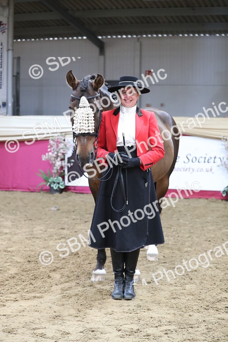 SBM_10820 - Class 103 IH Costume