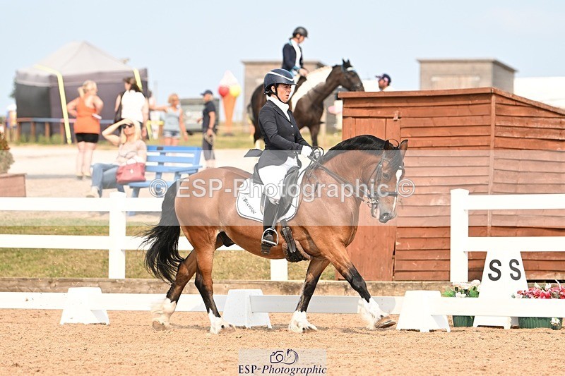 250816-155140-06282 - 030-Jane.HendyCefnbangor.Rob.Roy