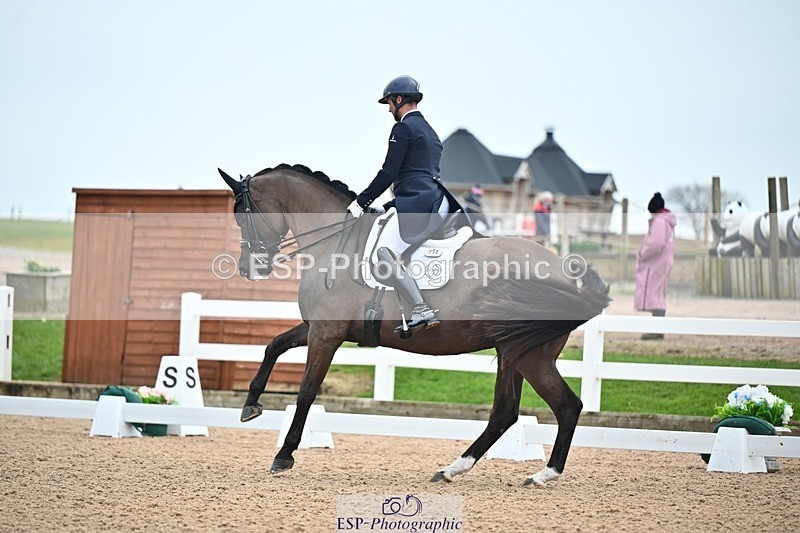 250214-112233-01324 - 130-Jezz.Palmer-Romanno.Weltino