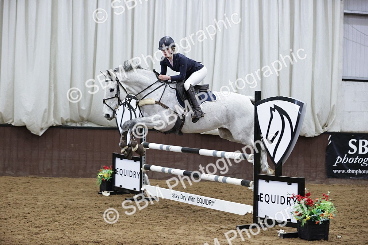 SBM_000824 - Class 3 - Nupafeed Supplements Senior Discovery/ 1m Open