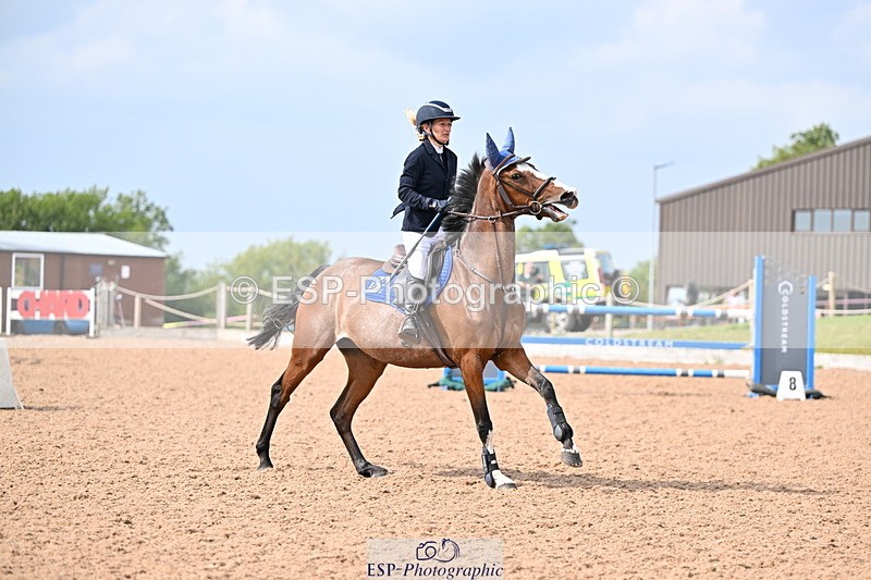 240828A-144847-01018 - Cls 4 Snr Newcomers and 1.10m Open