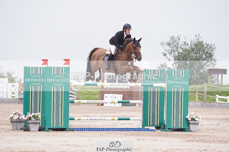 240720A-100034-13987 - Cls 3, 3 Star Small Tour 1.40m