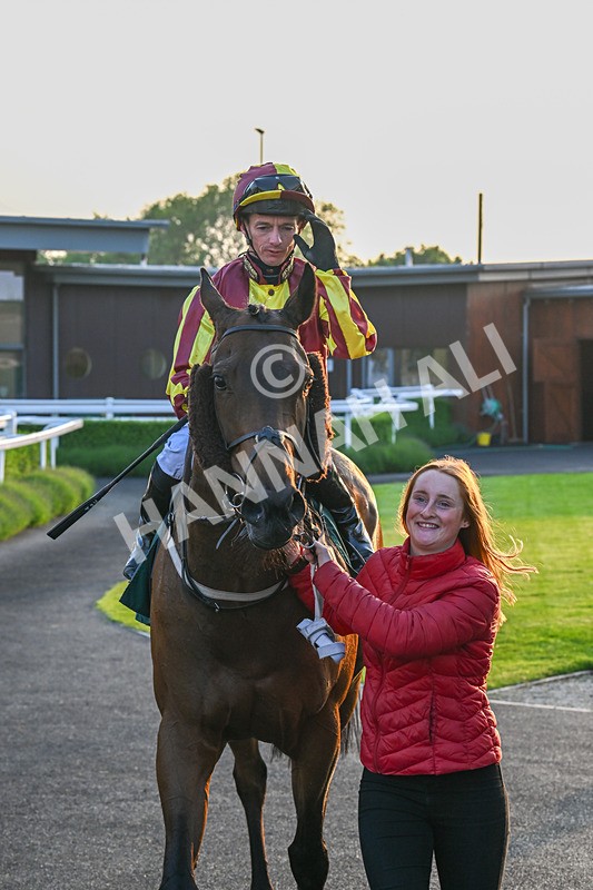 310524-Race 4-Albegone-8831 - Race 4