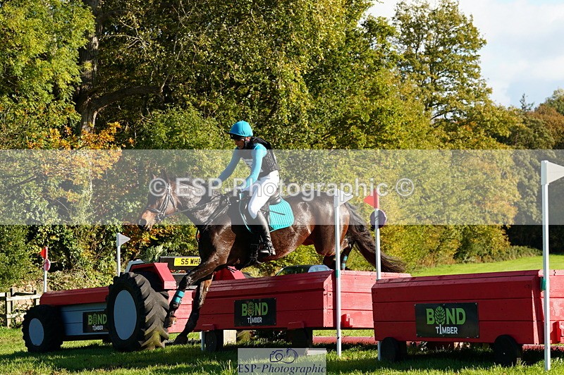 251025A-145356-21103 - G-551-Helen.Daly