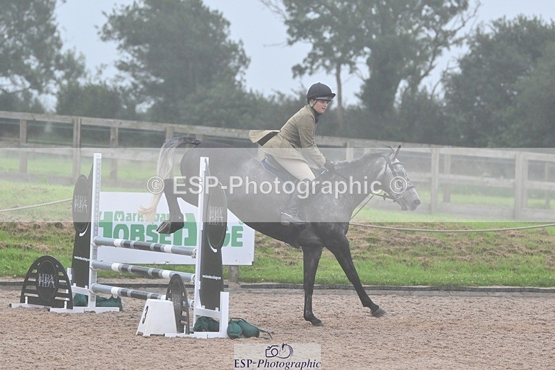 240813-195045-01048 - Classes 7 A&B 90cm