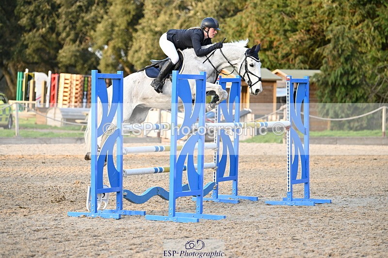 250322A-173322-03790 - Cls 14 Snr Fox & 1.20m Open