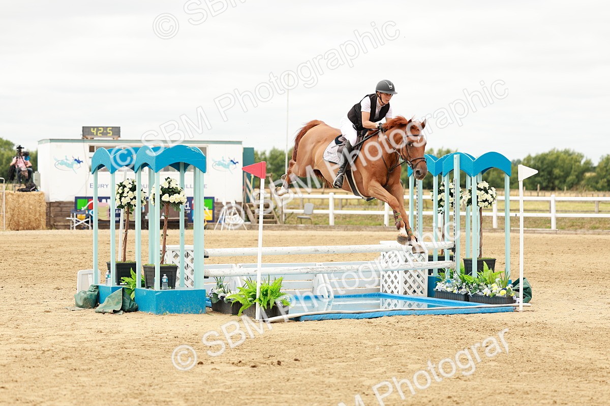 SBM_017690 - Class 21 - Senior Newcomers Championship 2d Rd