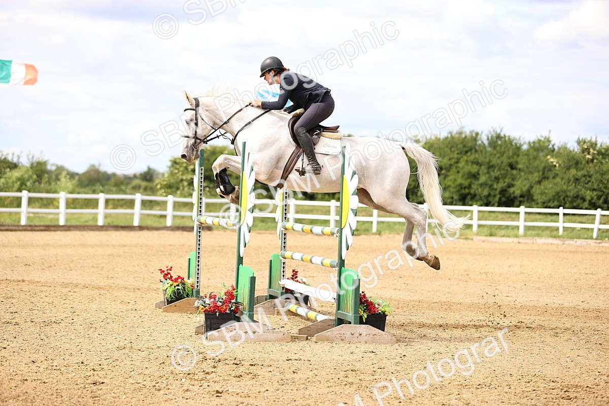 SBM_008100 - Class 21 - Senior Foxhunter - 1.20m