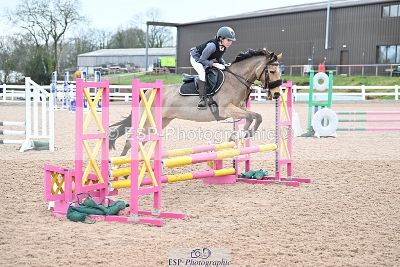 240128A-095036-00116 - Cls 1 Pony Intro 70cm