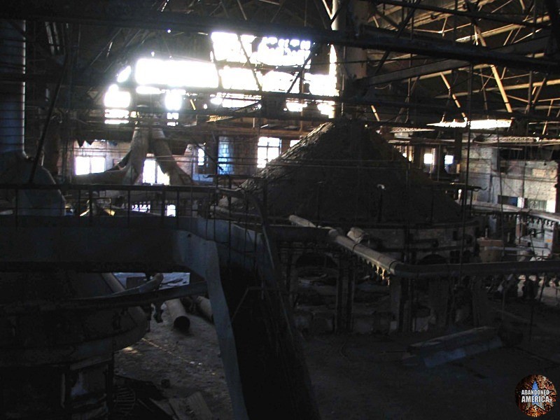 Fostoria Glass Company (Moundsville, WV) Massive