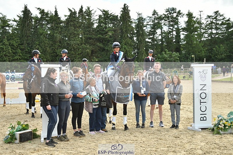 250525A-161244-18905 - Presentations Section C CCI 2 Star Long