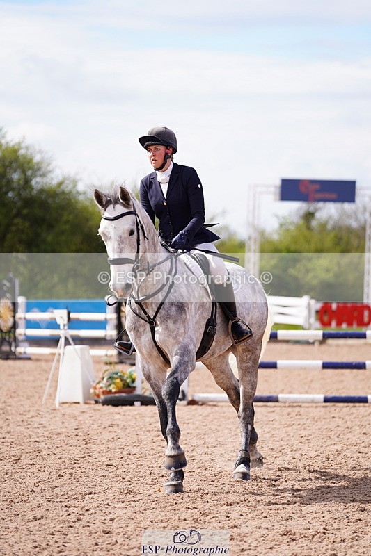 240506A-162024-10086 - Cls 23 Club 90cm