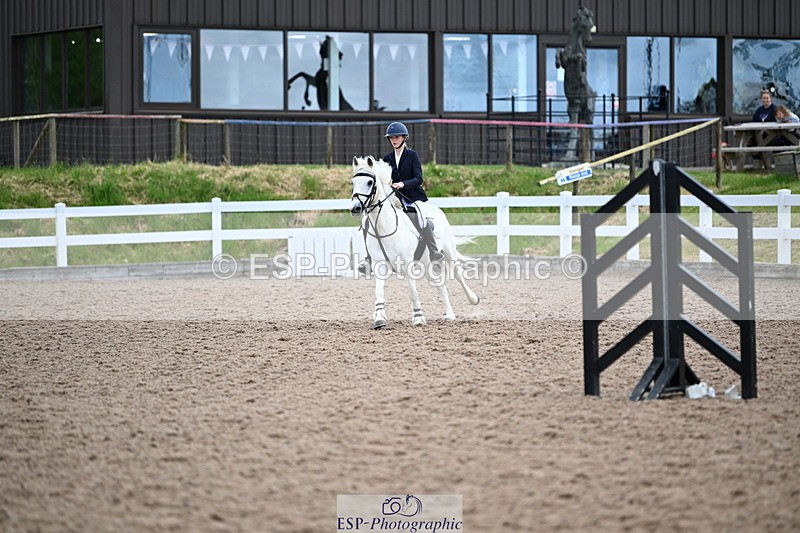 240608A-091109-00056 - Cls 8 Pony British Novice and 80cm Open