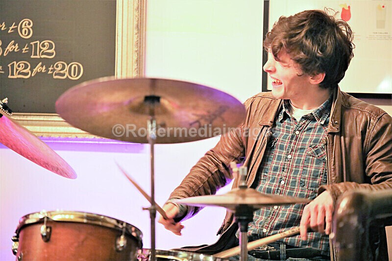 DAN-15 - Daniel Newberry Quartet