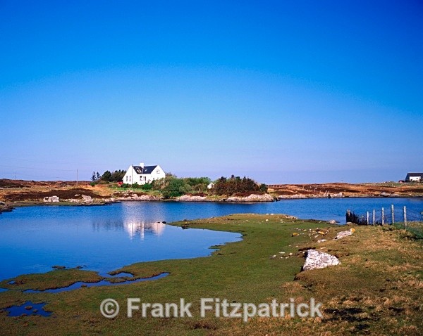 The old school house, Loch Carnan, South Uist, Outer Hebrides. - Island of South Uist in the Outer Hebrides