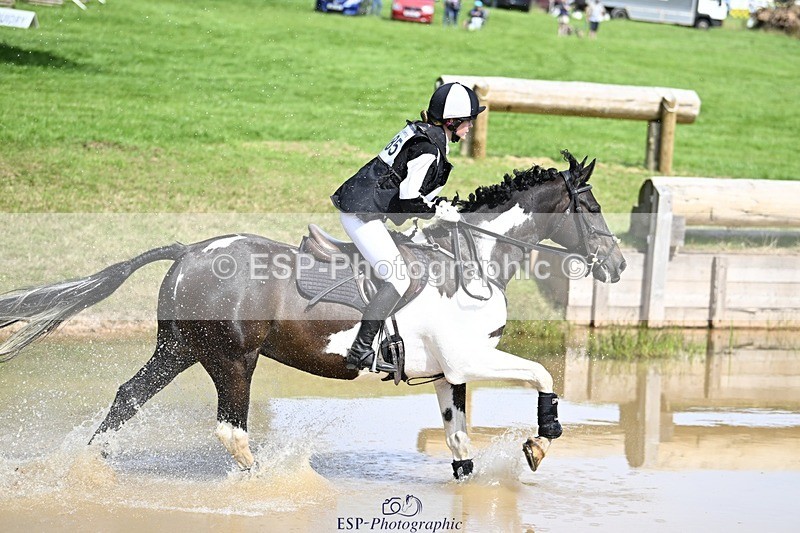 240803-153500-08560 - 185-Annabel_Taylor-LIQUORICE_ALLSORTS