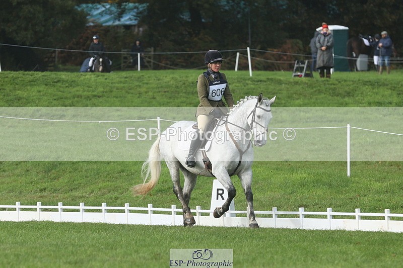 251023A-141118-04746 - H-606-Janine.Paterson