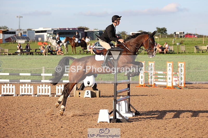 230915A-173617-03329 - Cls 7 Snr 1.20m Derby