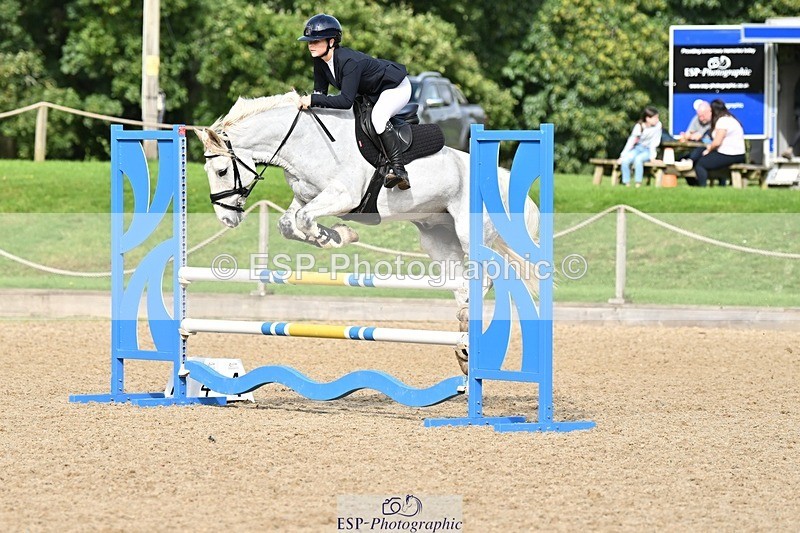 230930-115547-00435 - Cls 4 Pony Newcomers & 1m Open