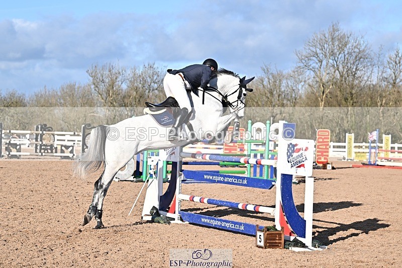 260107-130928-00358 - Cls 5+6 Foxhunter and 1.30m