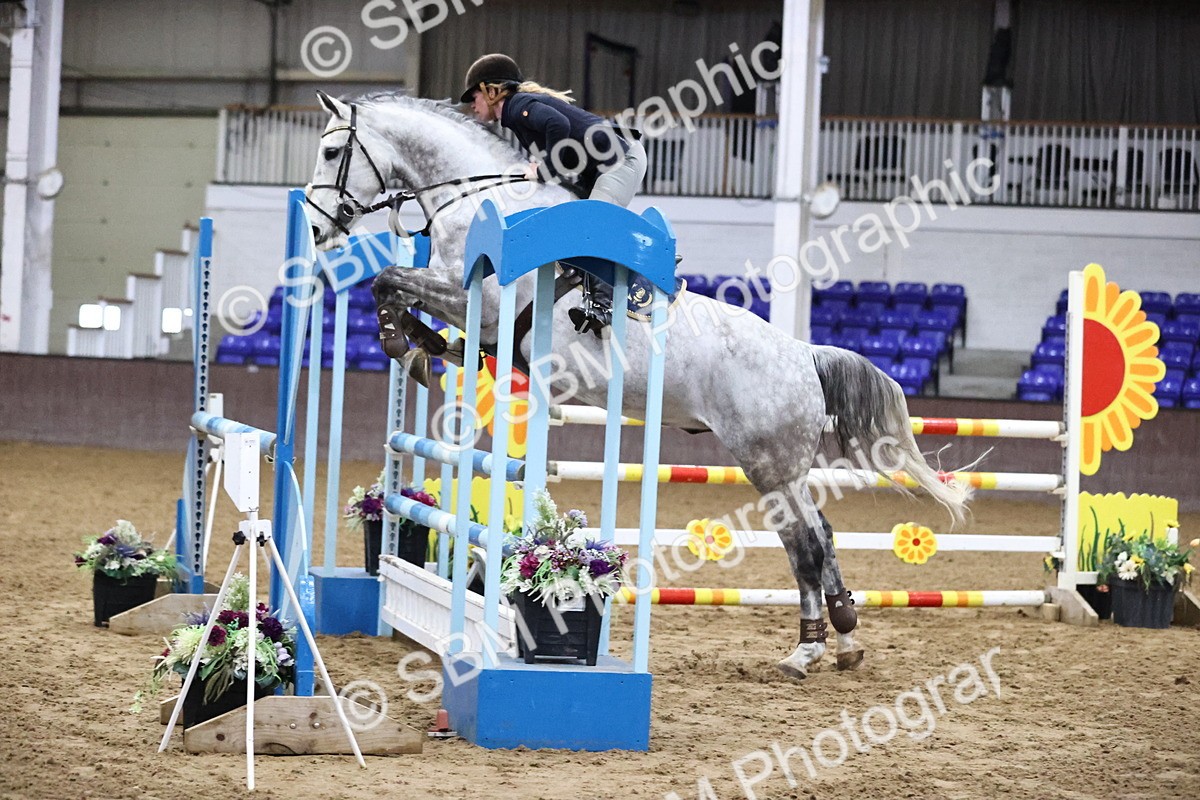 SBM_005321 - Class 17 - Senior Newcomers 1.10m