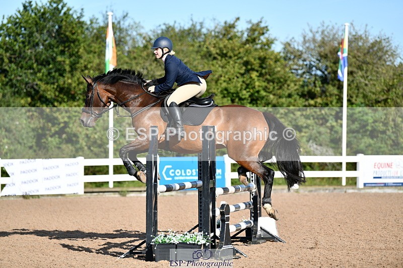 240913A-091121-02864 - Cls 20 Snr British Novice and 90cm Open