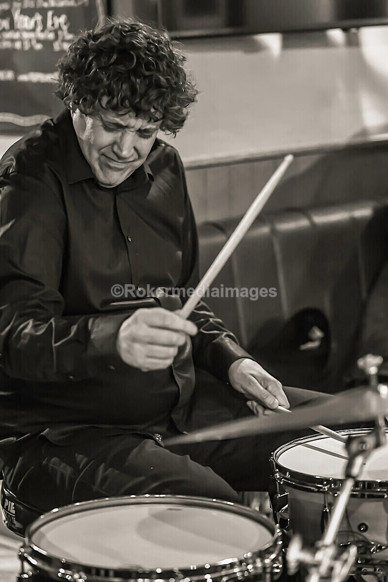 Derek Nash Dec 2025-96 - Derek Nash and Jonny Henderson Trio