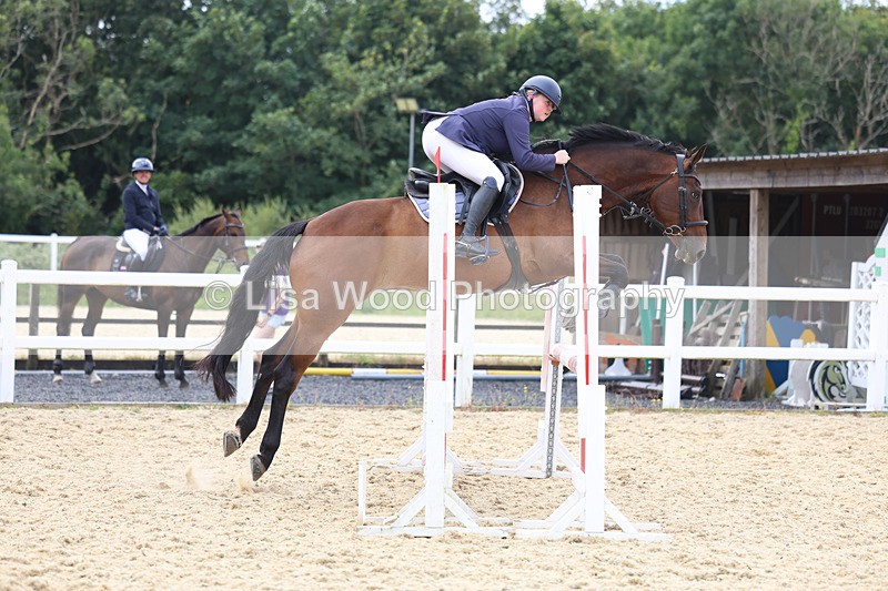 3E7A5161 - Class 4: Senior British Novice/90cm open