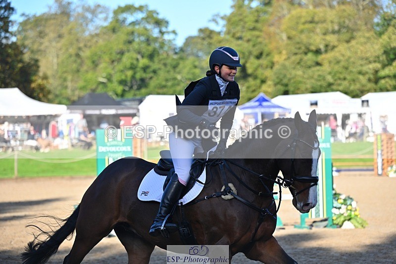 241027-095206-16142 - 374-Bella.Balian-BEECHWOOD.JOEY