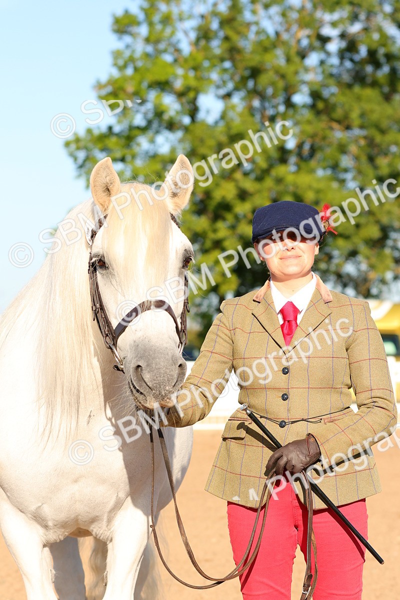 SBM_08040 - Class 201 - Best Turned Out - IH