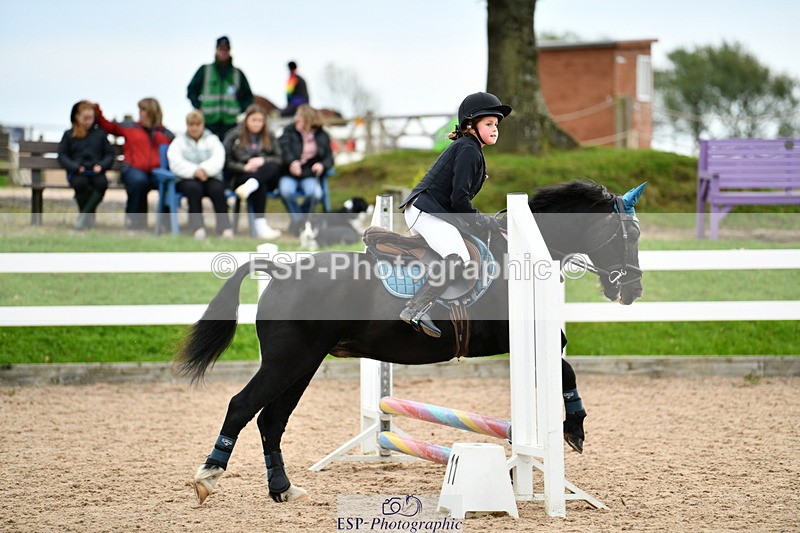 241013B-120000-00817 - Cls 2b 40cm