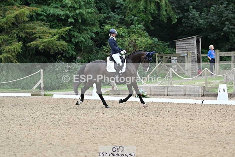 240810-101801-02628 - 195-Isobel.Goodwin-Milano.van.hof.olympia