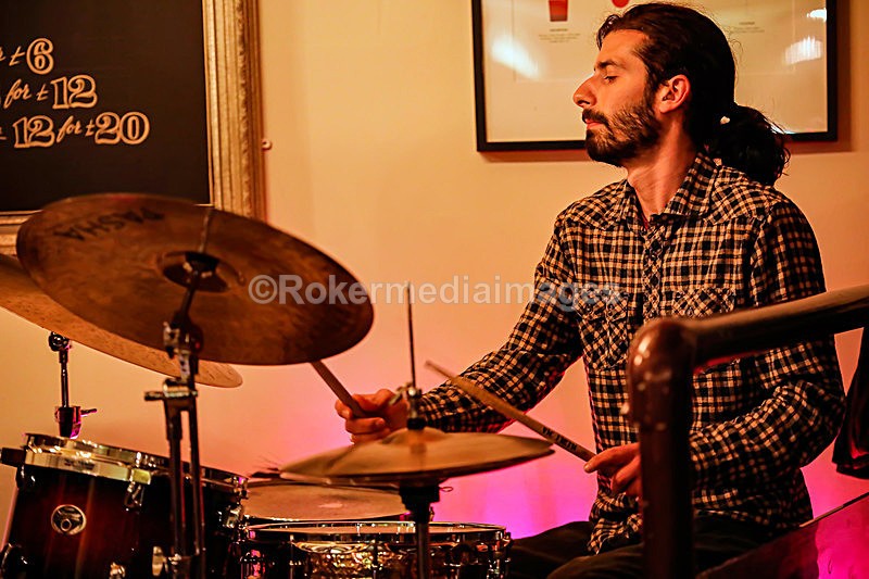  - BEN THOMAS & DAVIDE LOGIRI TRIO