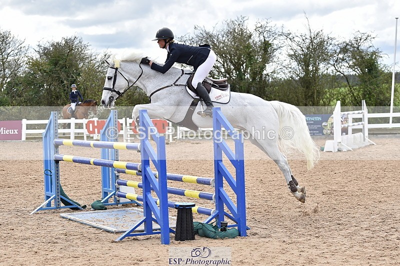 240403A-154036-01017 - Cls 5 Foxhunter and 1.20m Open