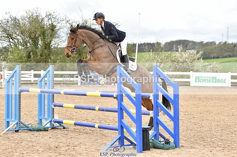 240403A-135438-00656 - Cls 4 Newcomers and 1.10m Open