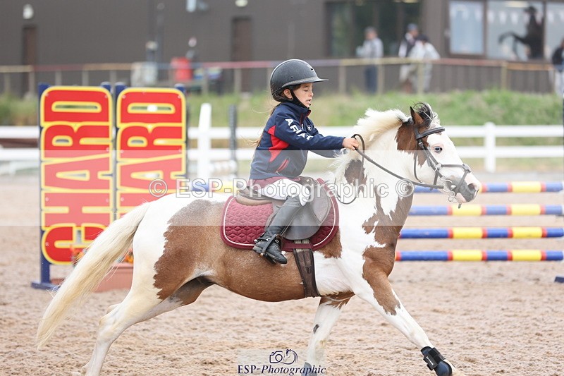 240630A-100713-11732 - Cls 30 British Novice and 80cm Open