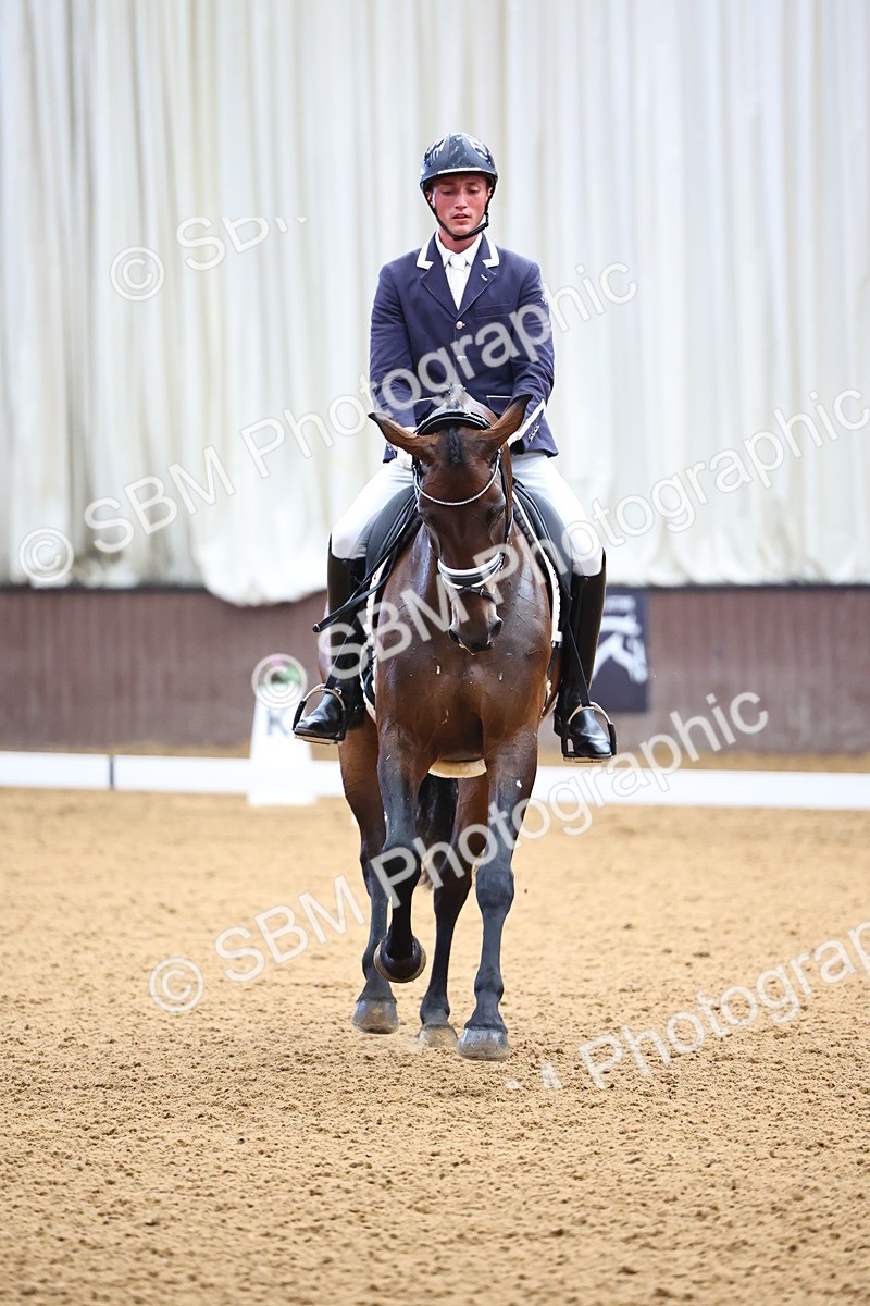 SBM_005332 - Class 5 - Novice 6 - 9.30-10.33