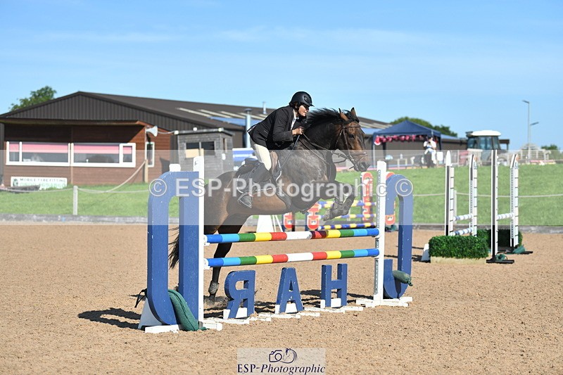 230903A-101857-03657 - Cls 12 95cm Amateur Quali