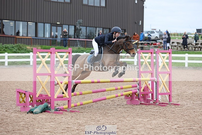 241116X-101111-00765 - Cls 08 Pony Winter Nov Champs