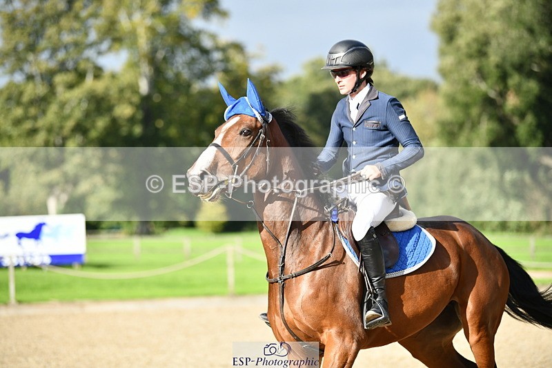 251004A-155546-02014 - Classes 8 & 9 70cm