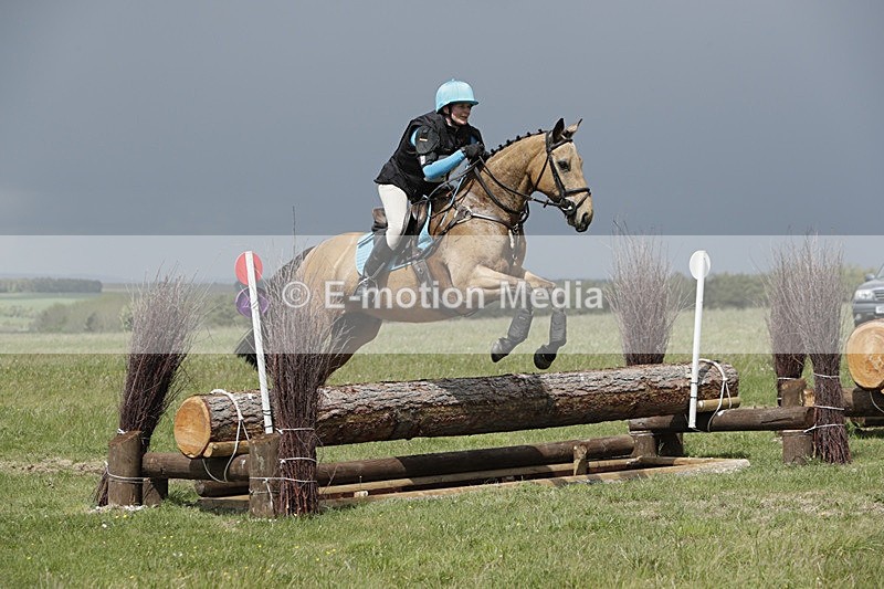 BVHT 140517  NXC -214 - Class 2 XC Novice 14/05/17