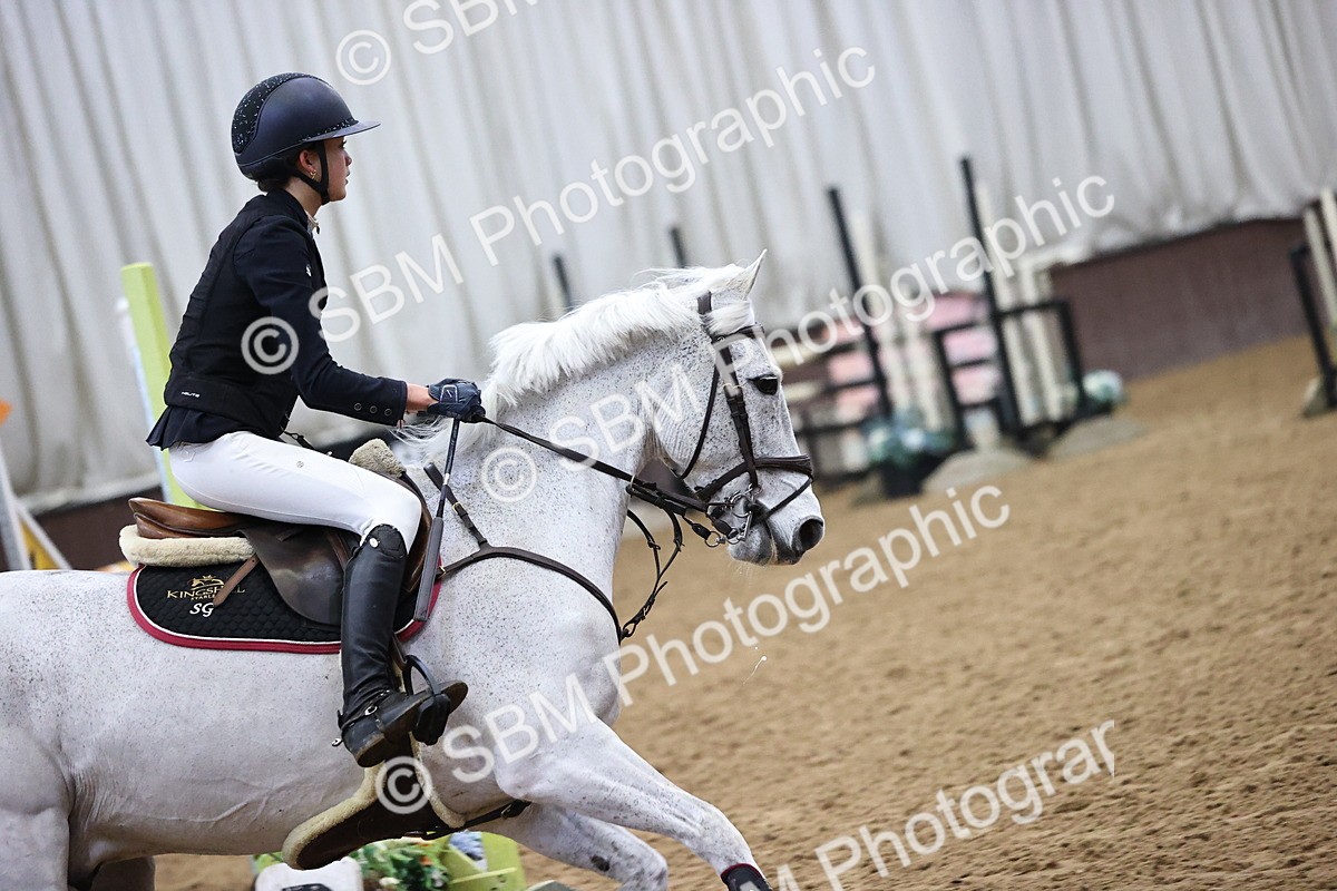SBM_010427 - Class 12 - Blue Chip Pony Newcomers 1m Open both to Inc The Pony Restricted Rider Qualifier