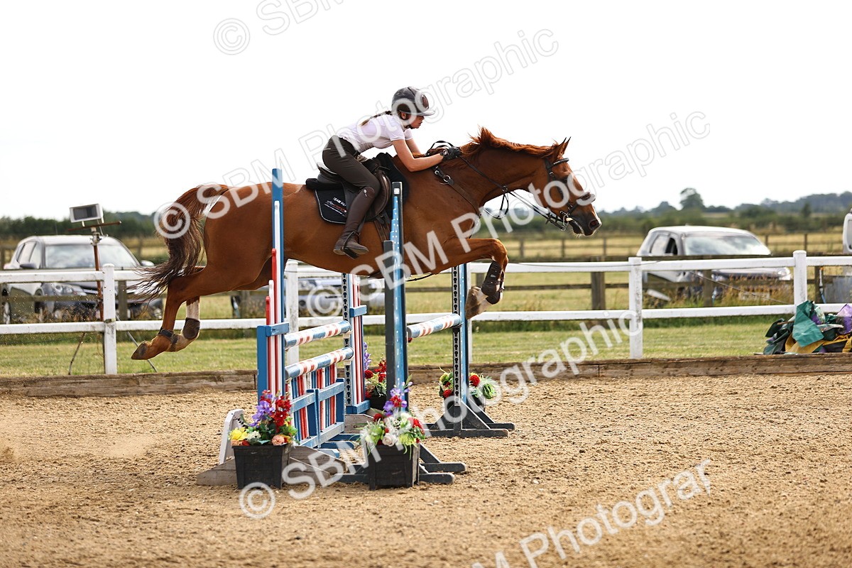 SBM_002426 - Class 18 - Ariat Senior British Novice- 90cm Open
