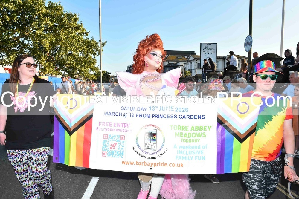 SH4_3570 - Carnival Procession.